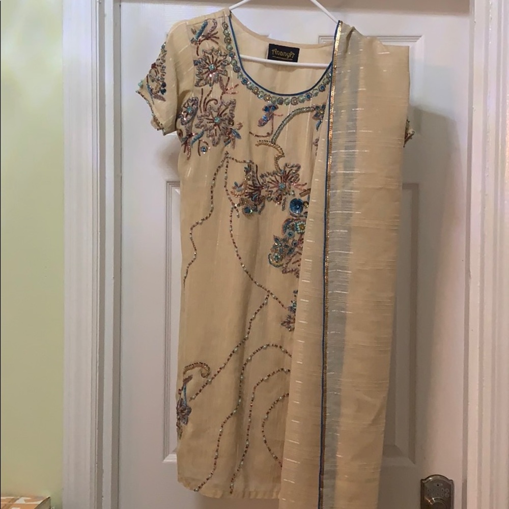 Pakistani formal wear 3 piece suit